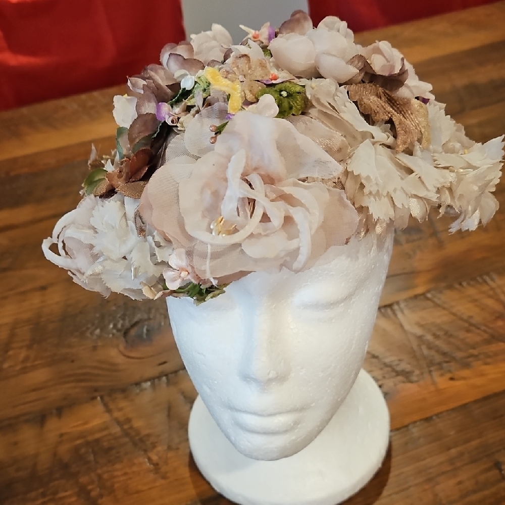 Rare Vintag 50s/60s  Valerie Modes Floral Women's Headpiece